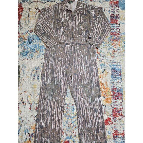 Vintage 90's Bass Pro Shops Realtree Greenleaf Coveralls Size XL Regular Hunting - Picture 1 of 6